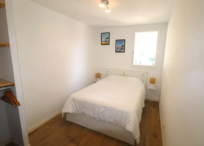 Apartment 2p Avec Terrasse, Garage, 250m Plage, 4 Pers, Wifi Optionnel - Fr-1-307-165 *